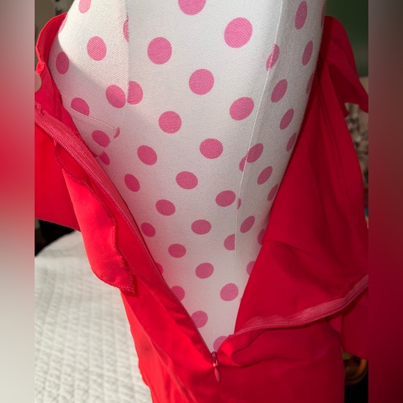 New, Lavishly Paris Women’s Absolutely Exquisite One Shoulder Ruffle Trim Blouse - Picture 13 of 15